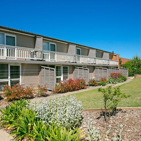 Bathurst Studio Apartments Exterior photo